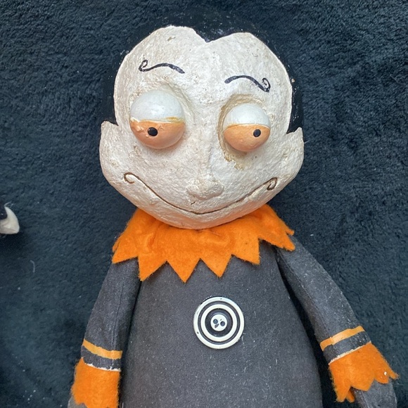 Halloween Skeleton and Vampire Decor - Picture 8 of 16